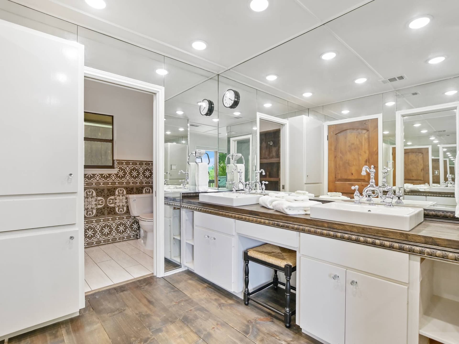 Escape on Lake Travis - Image 45