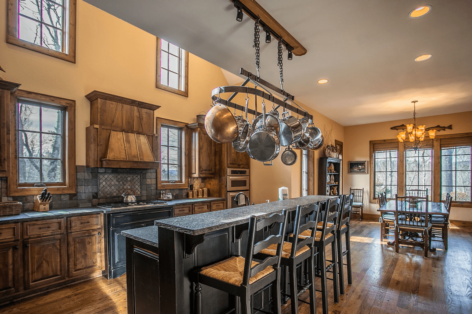 Elk Camp Lodge - Image 4