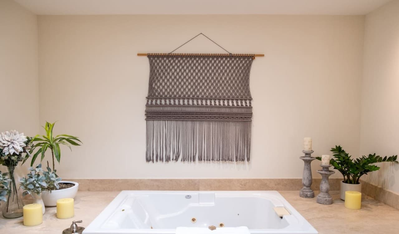 Ziva Condo - Image 25