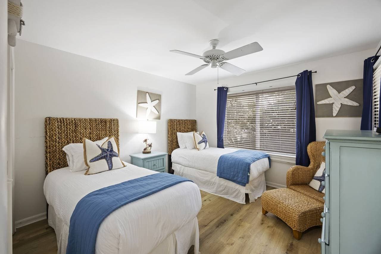 Livin' on a Dune - Image 22