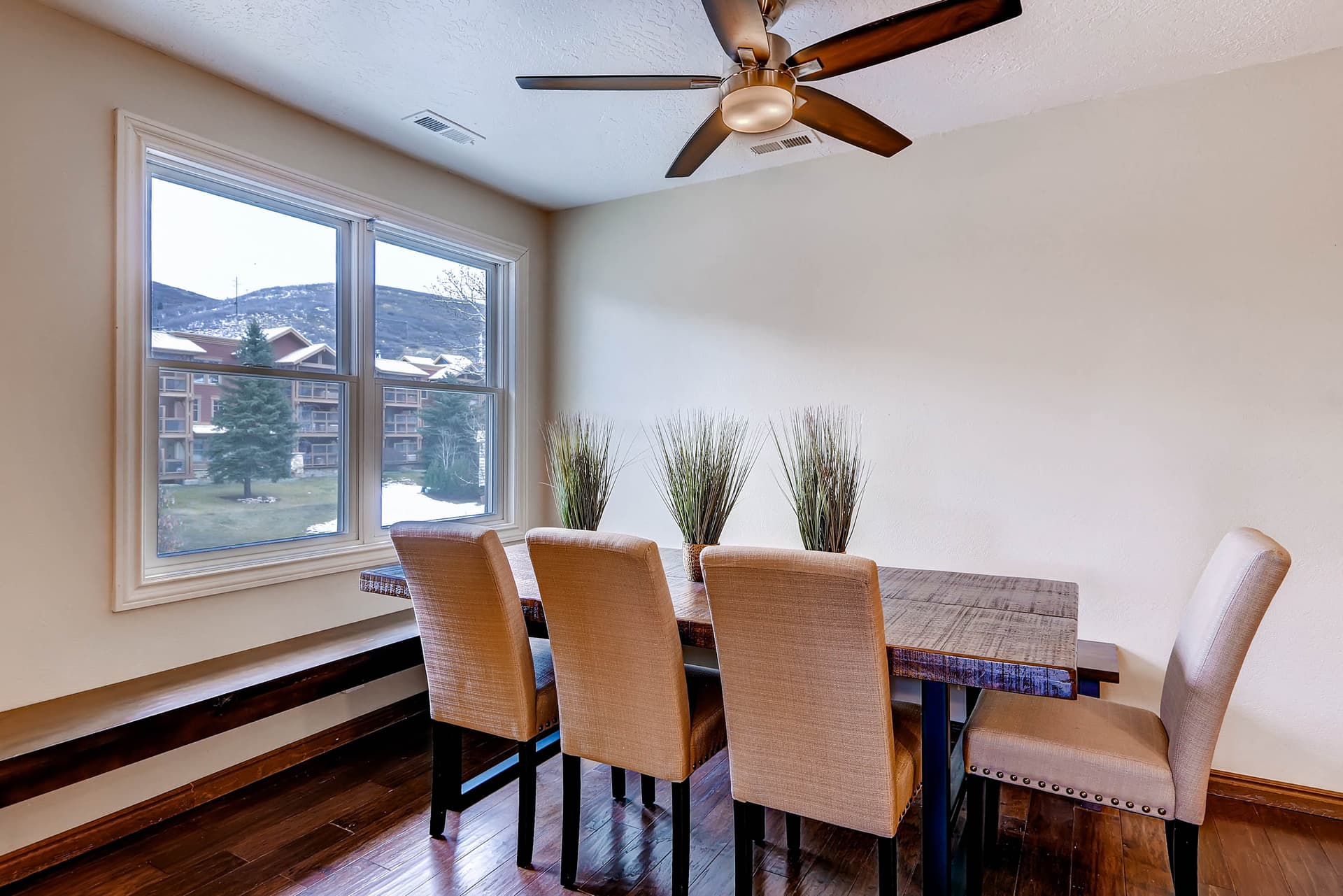 Alpine Shadows Home - Image 5