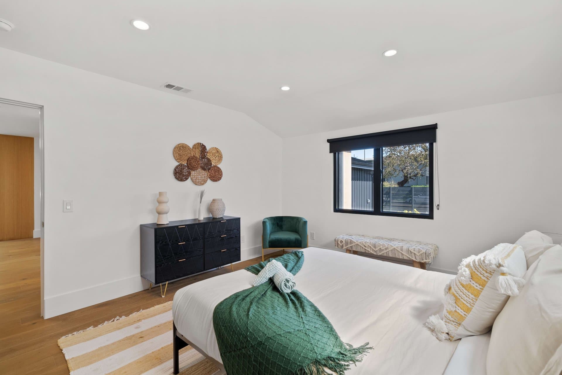 Lake Street - Image 37