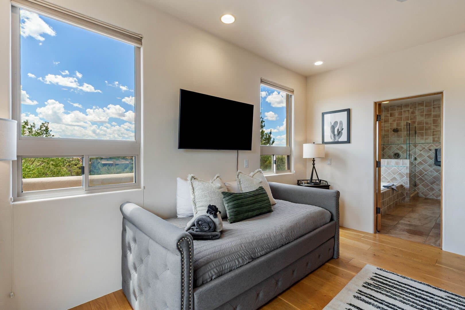 West Chateau - Image 67