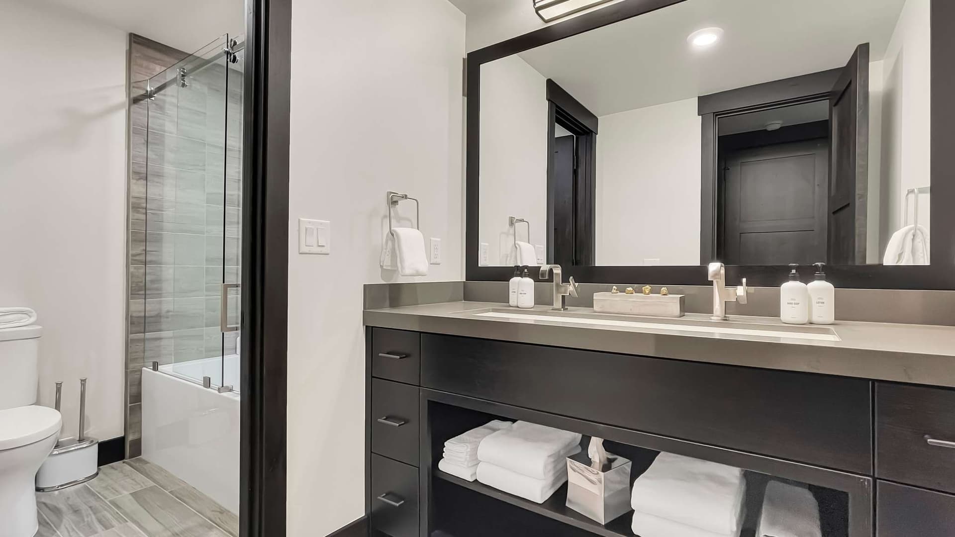 Grande Vistas Estate - Image 70