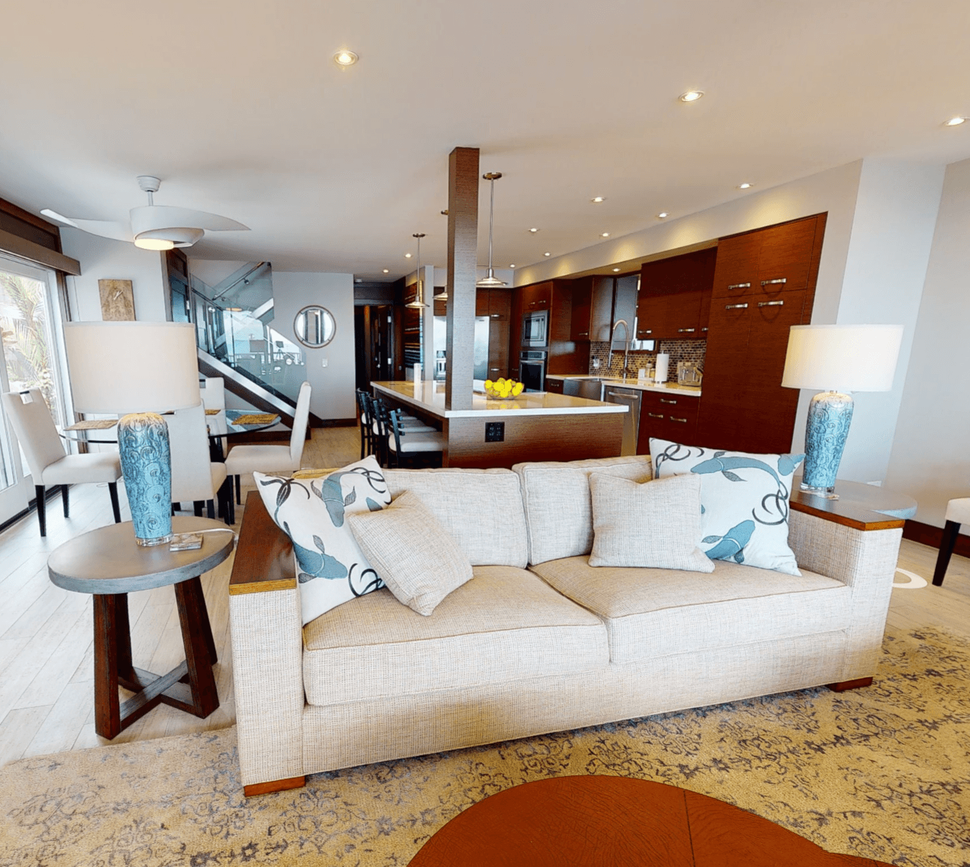 Kona Seaside Yacht Villa - Image 5