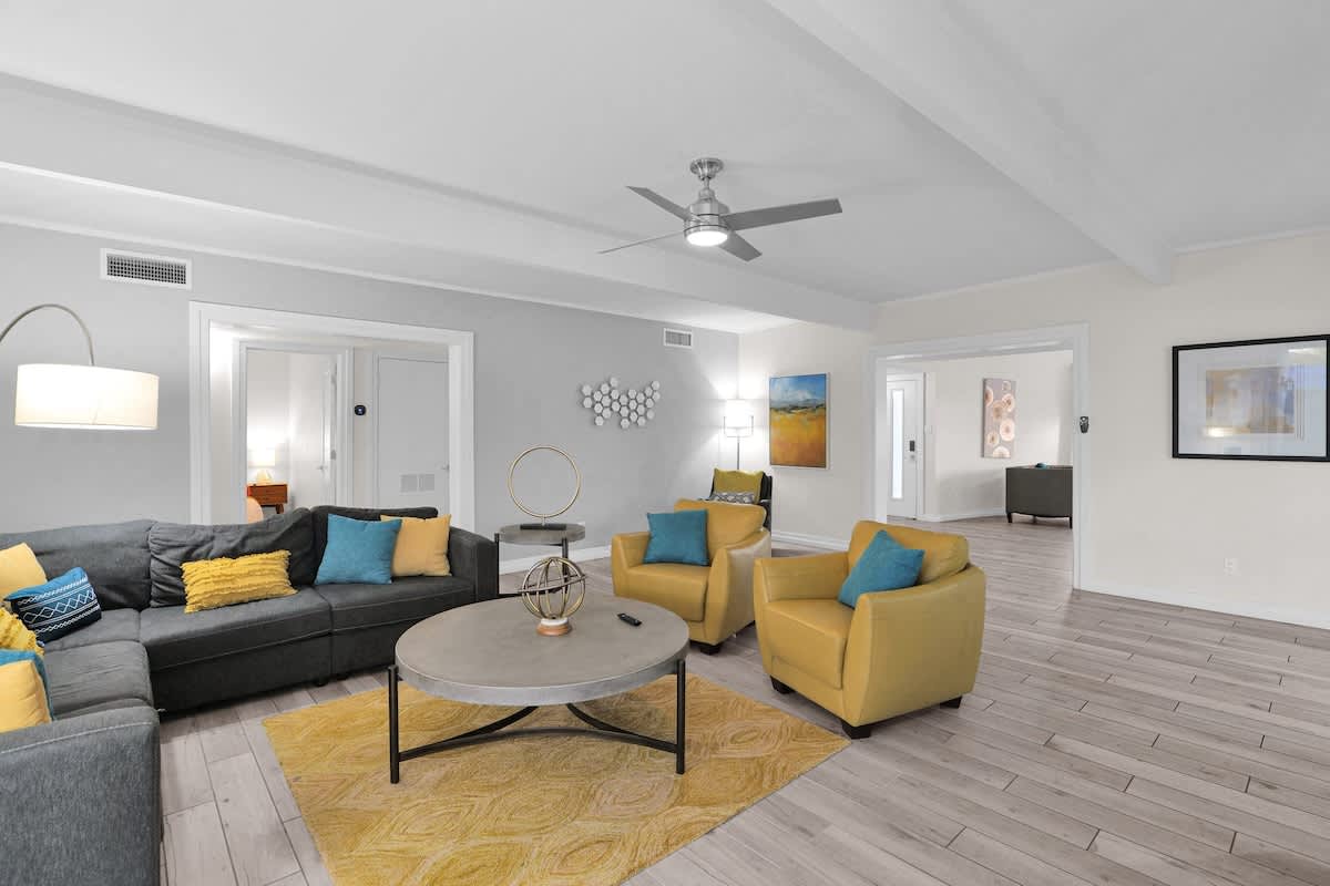 Sunkist Sanctuary - Image 25