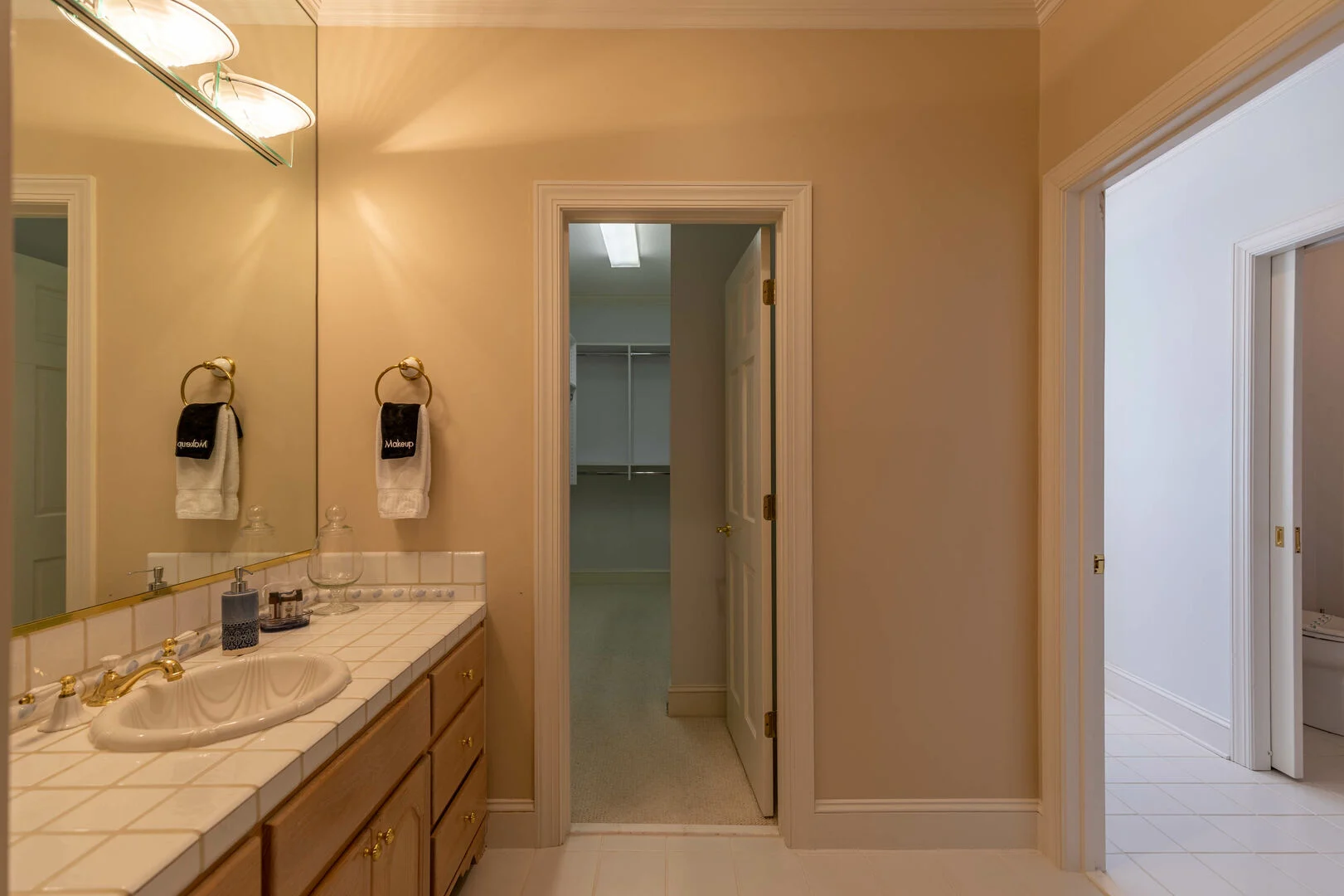 Boone Gem - Image 21