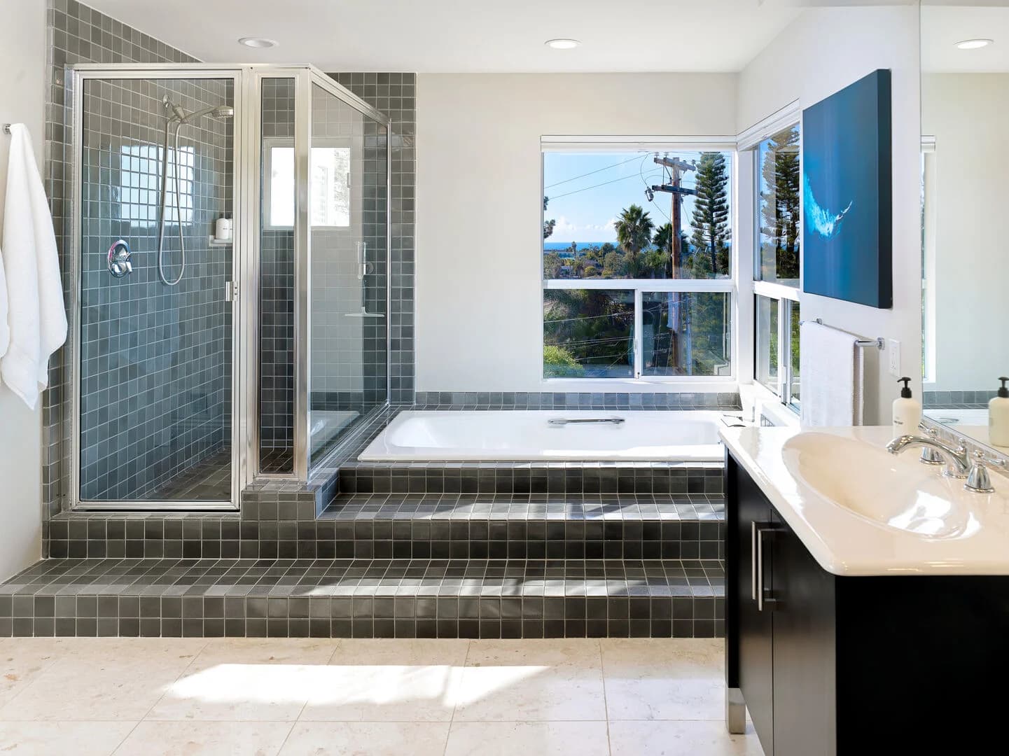 Grandview Getaway - Image 26