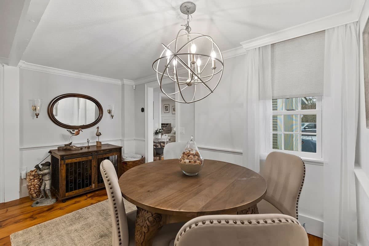 Brewster Barefoot Bliss - Image 25