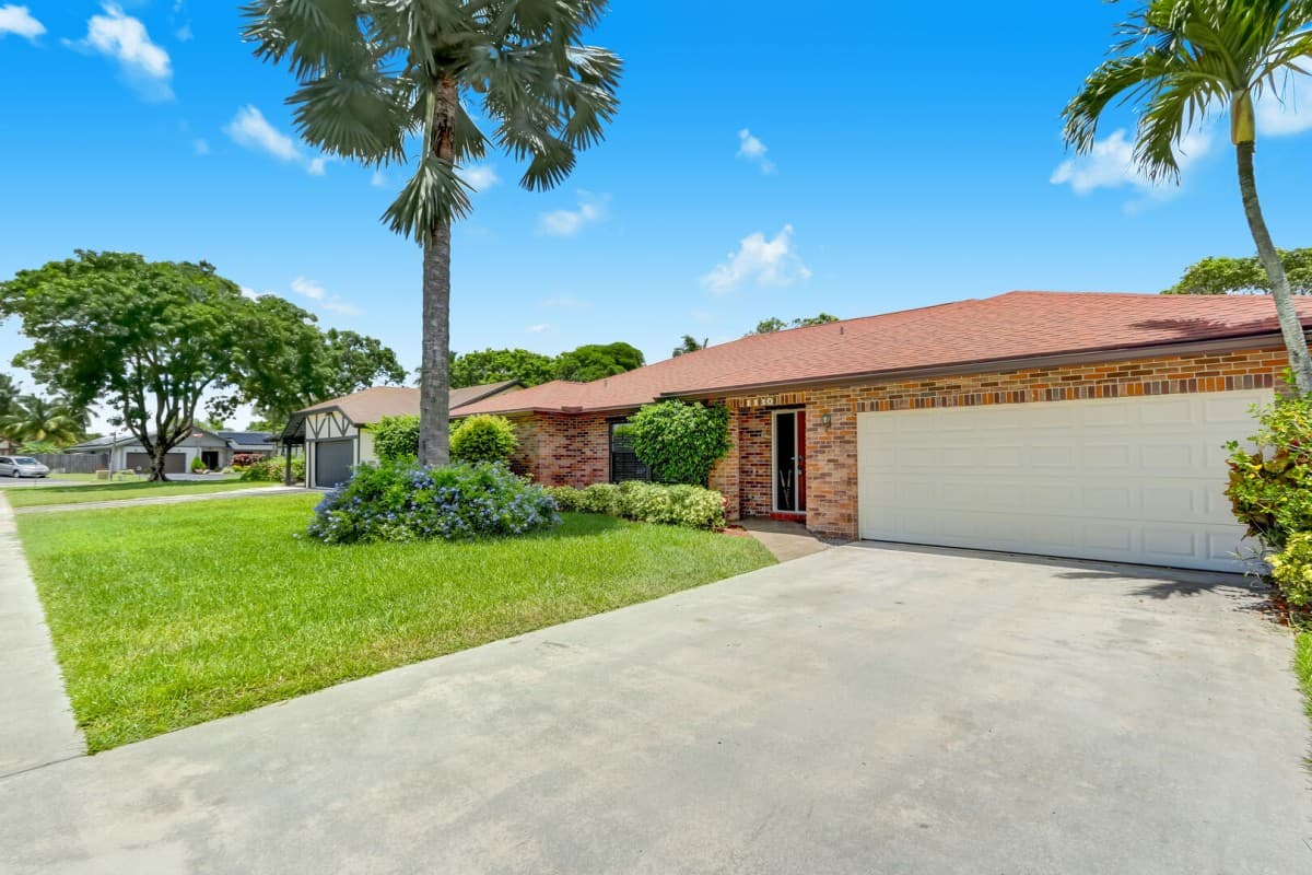 Sunrise House - Image 24