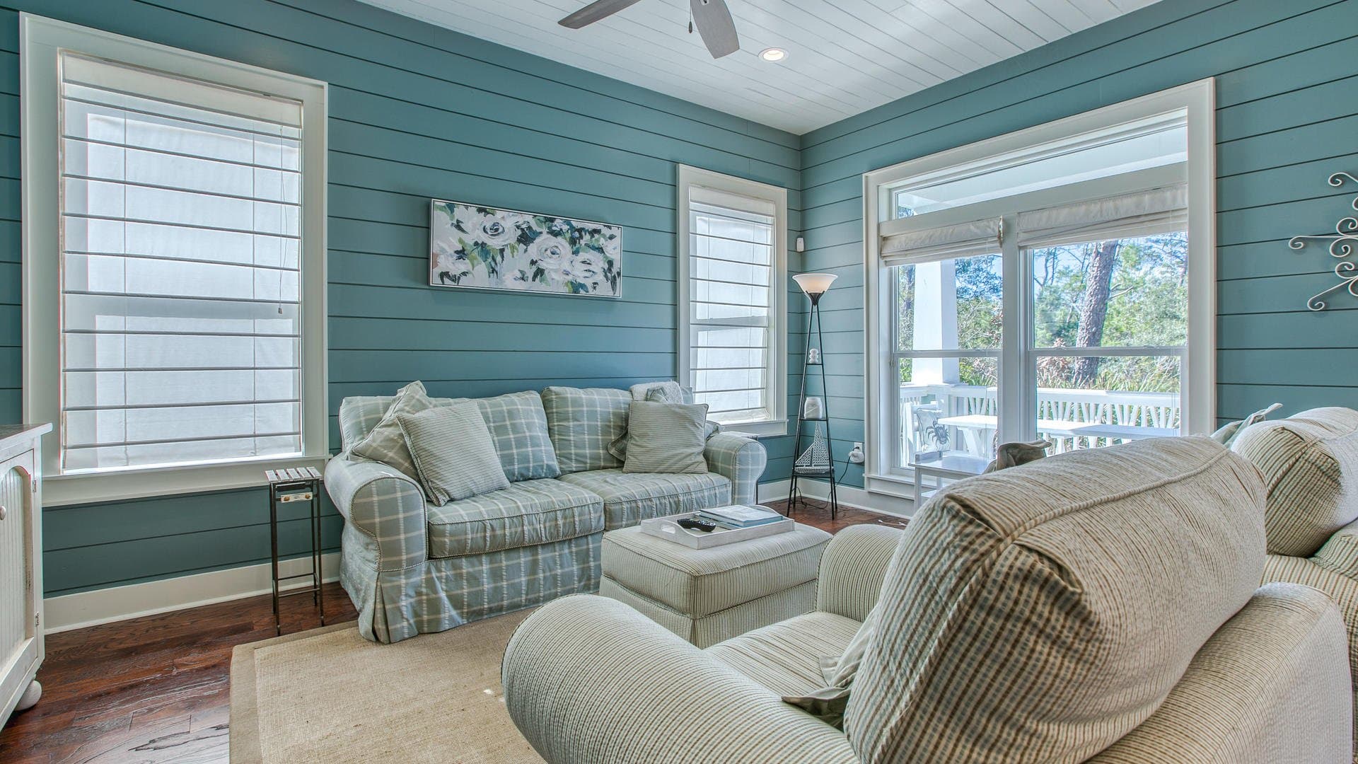 Shades of Blue House - Image 4