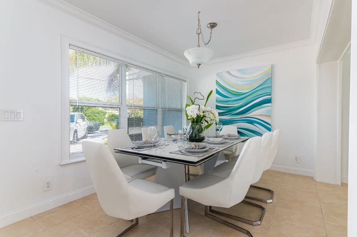 Chapel Hill House - Image 10