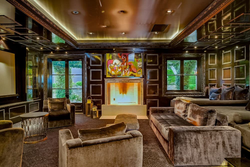 Chateau Serra Malibu - Image 52