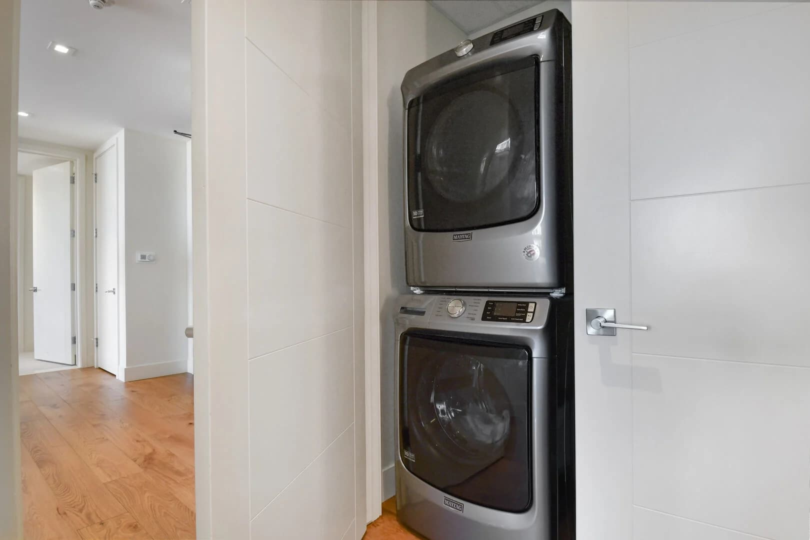 Lift Residence #414 - Image 15