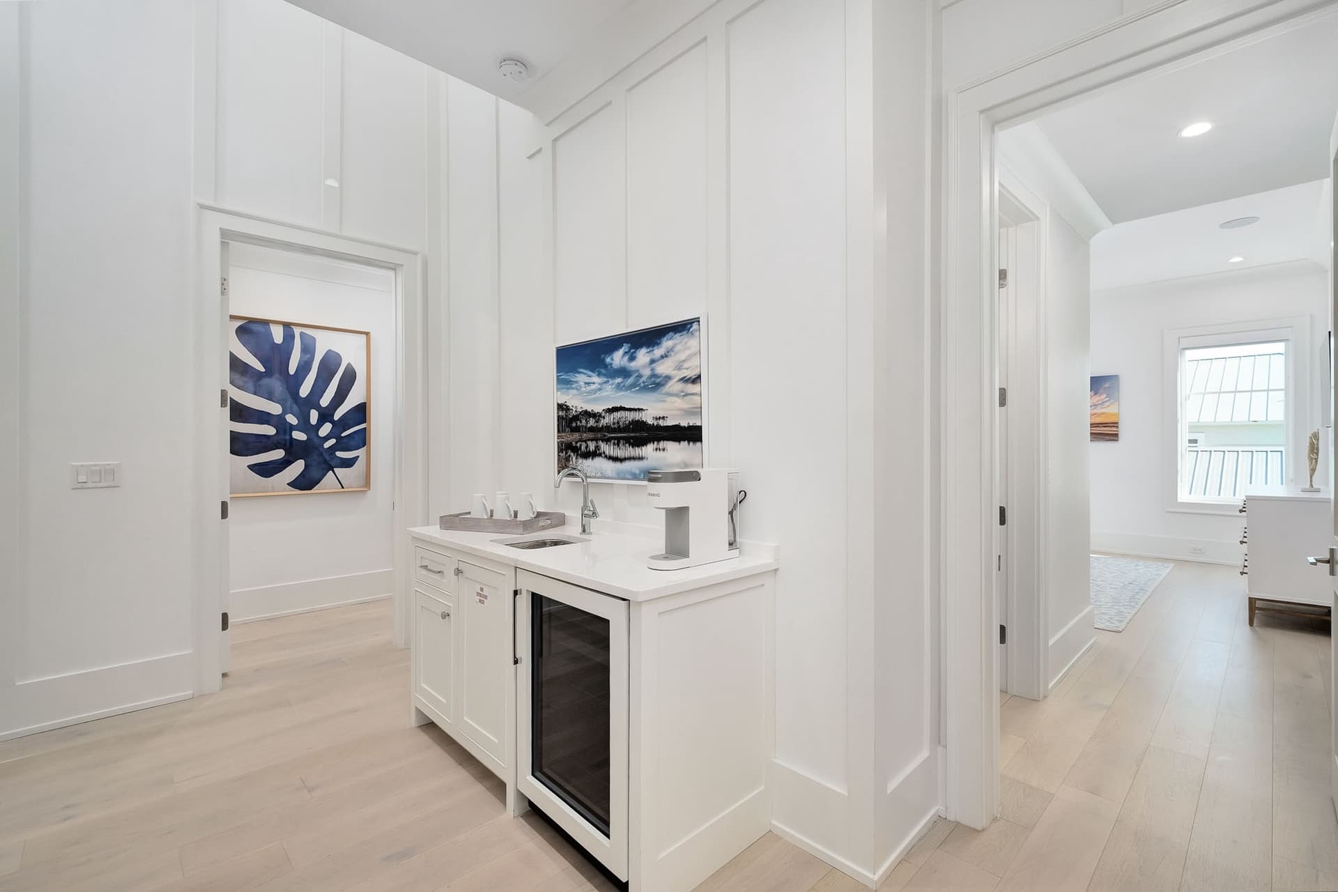 Bearfoot By The Sea - Image 27