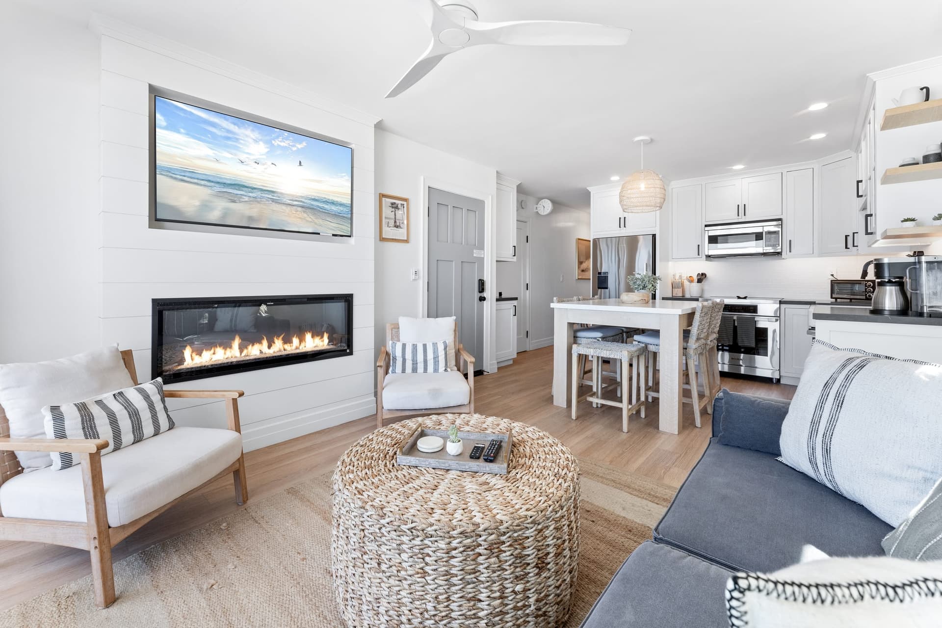 Oceanfront Right Masterpiece - Image 7