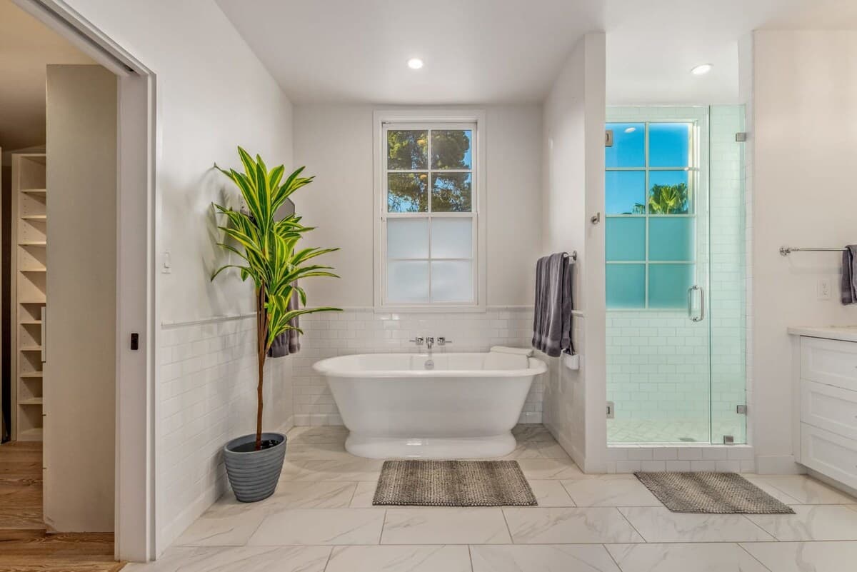 Hummingbird Estate - Image 15