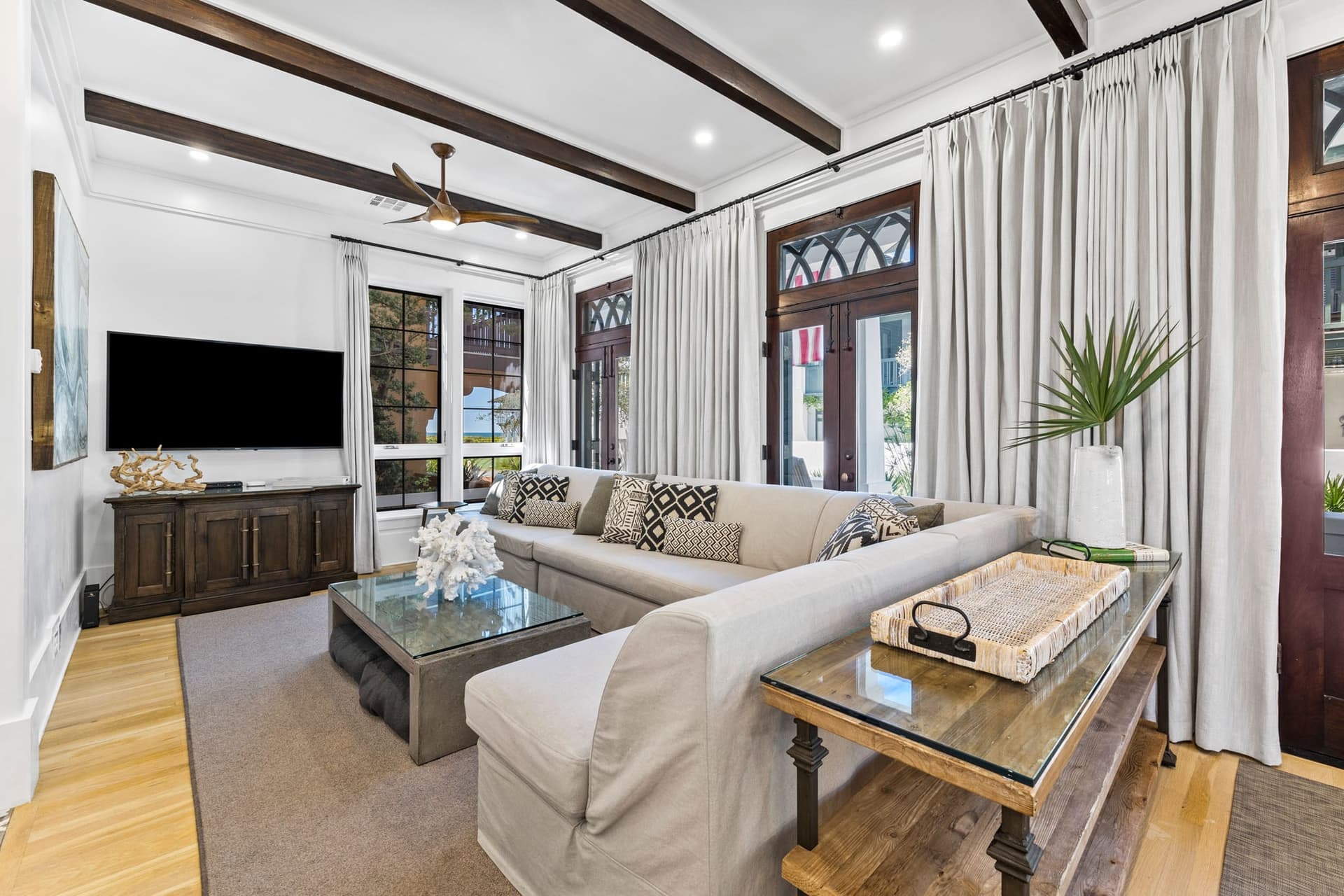 Abba Cottage & Carriage House - Image 6