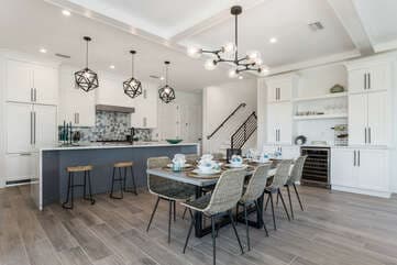 Surf-Side Beach House - Image 2