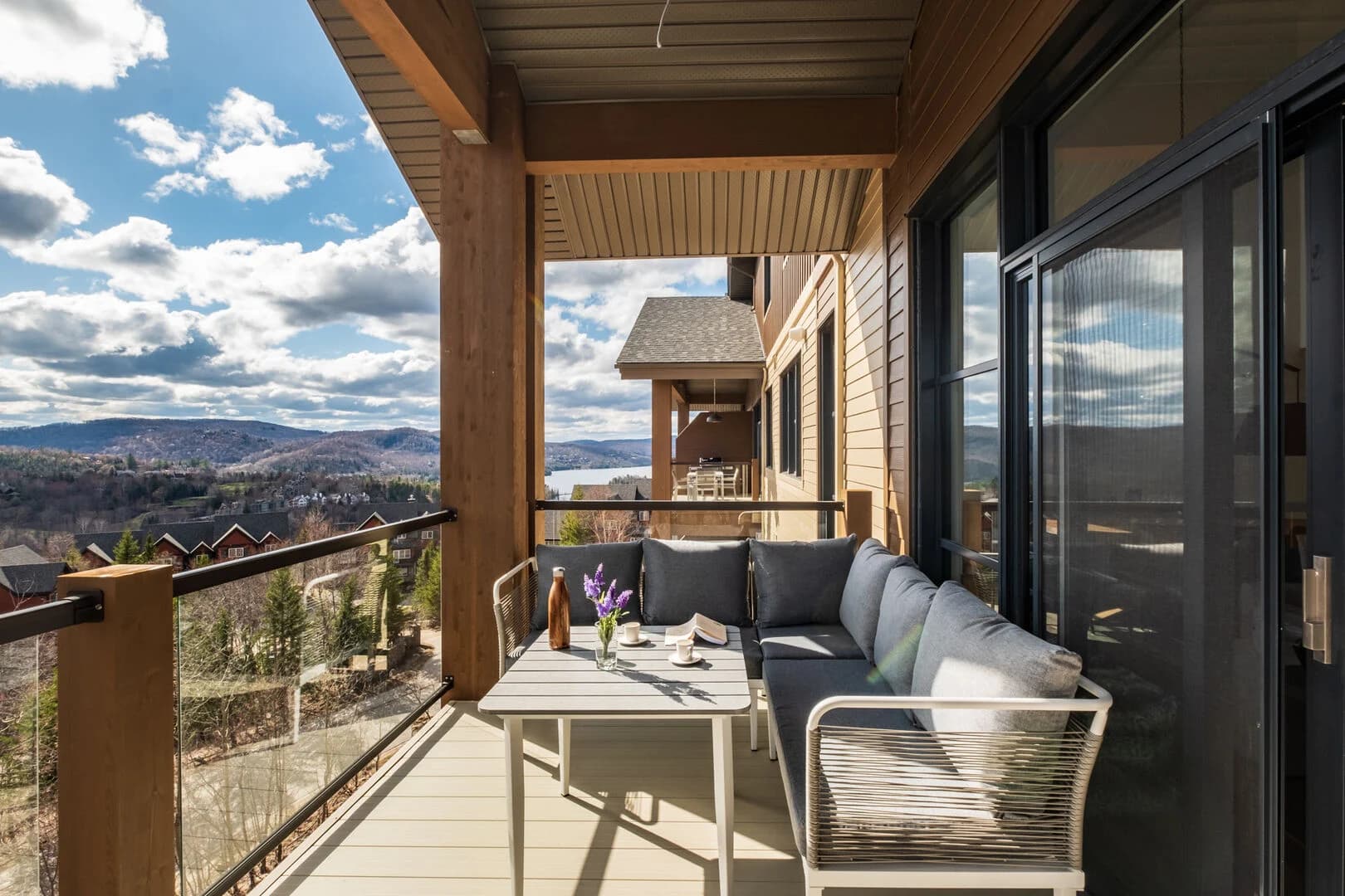 Horizon Residence 304 - Image 2