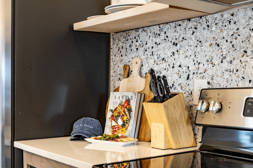 Swift Residence - Image 11