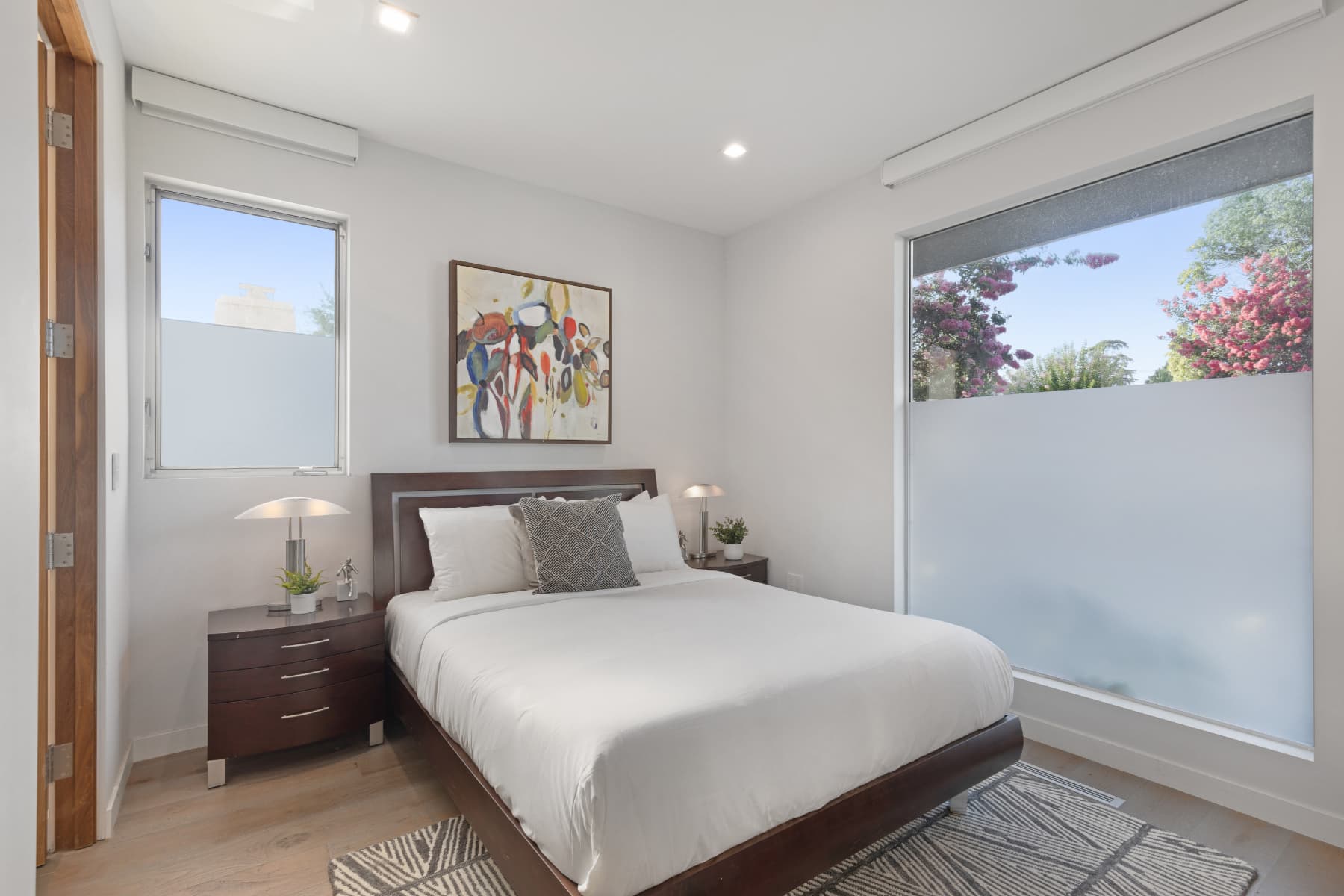 Lindenhurst House - Image 29