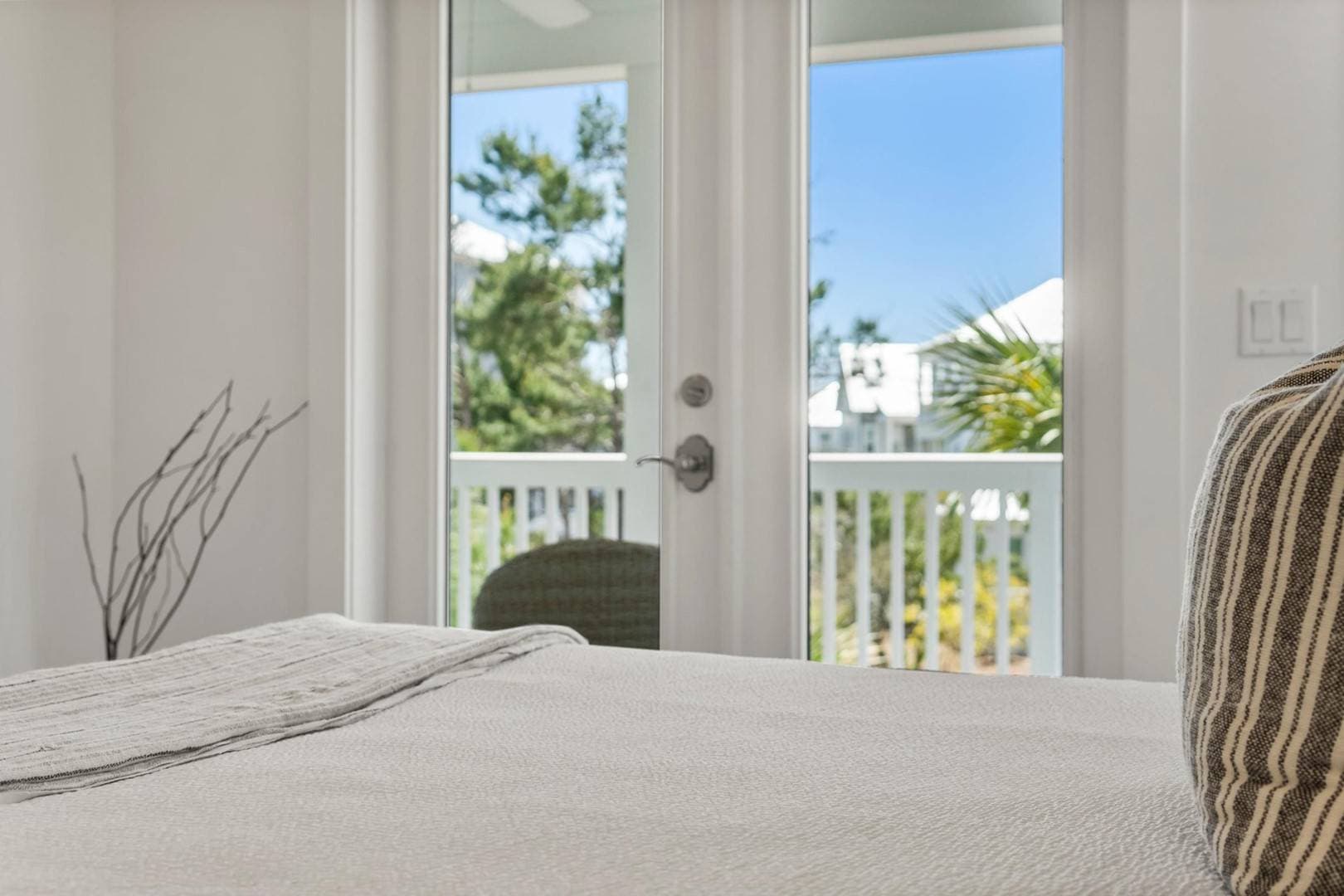 Palm Tree Paradise - Image 23