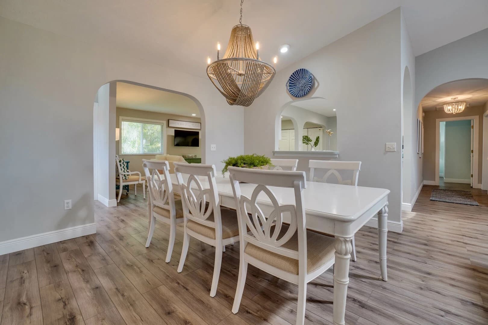 Coconut Cove - Image 9