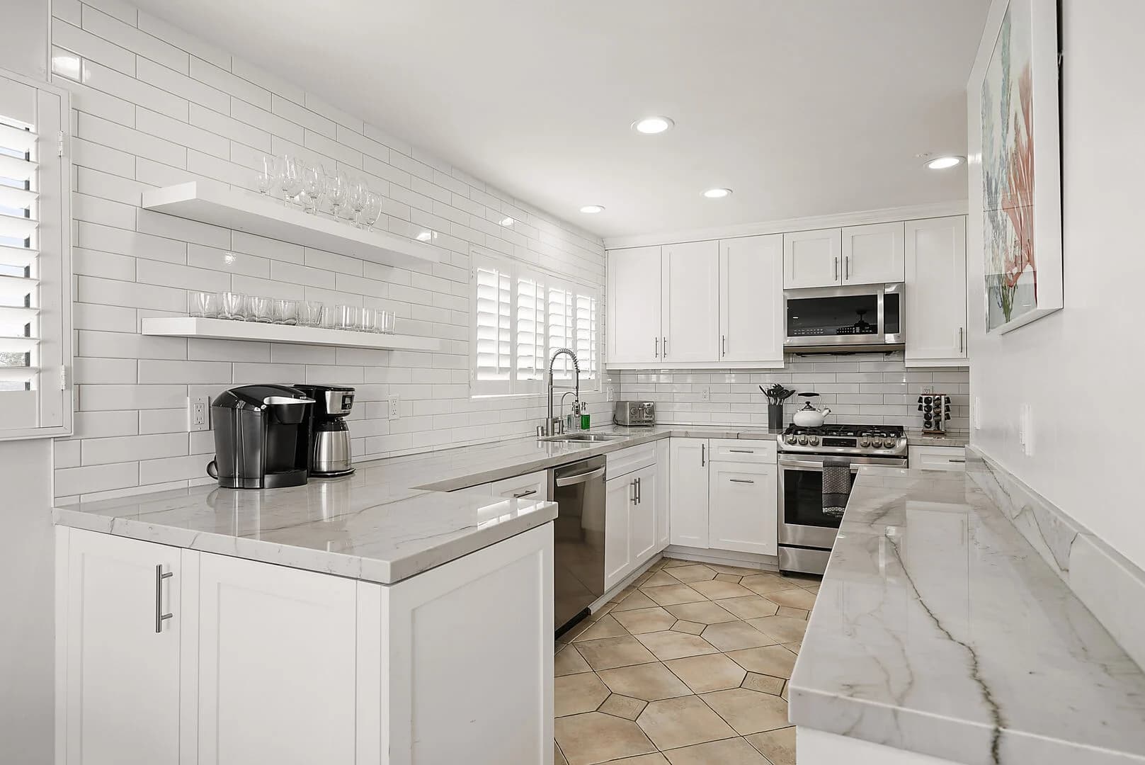 Bayside Escape 4 - Image 5