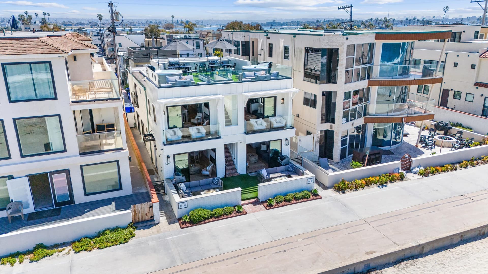 Oceanfront Rooftop Masterpiece - North - Image 5