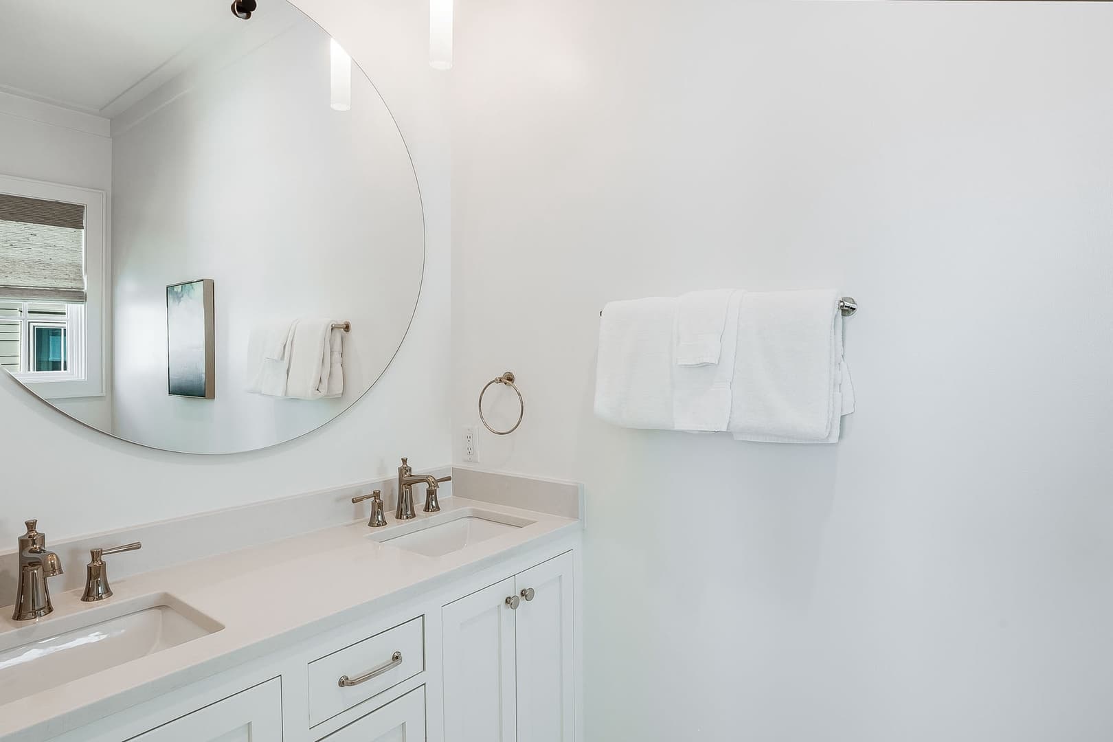 Coastal Comfort - Image 43