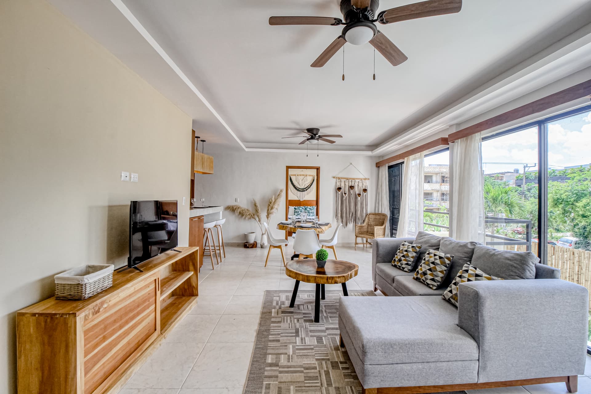 Ananas Tulum - Image 2