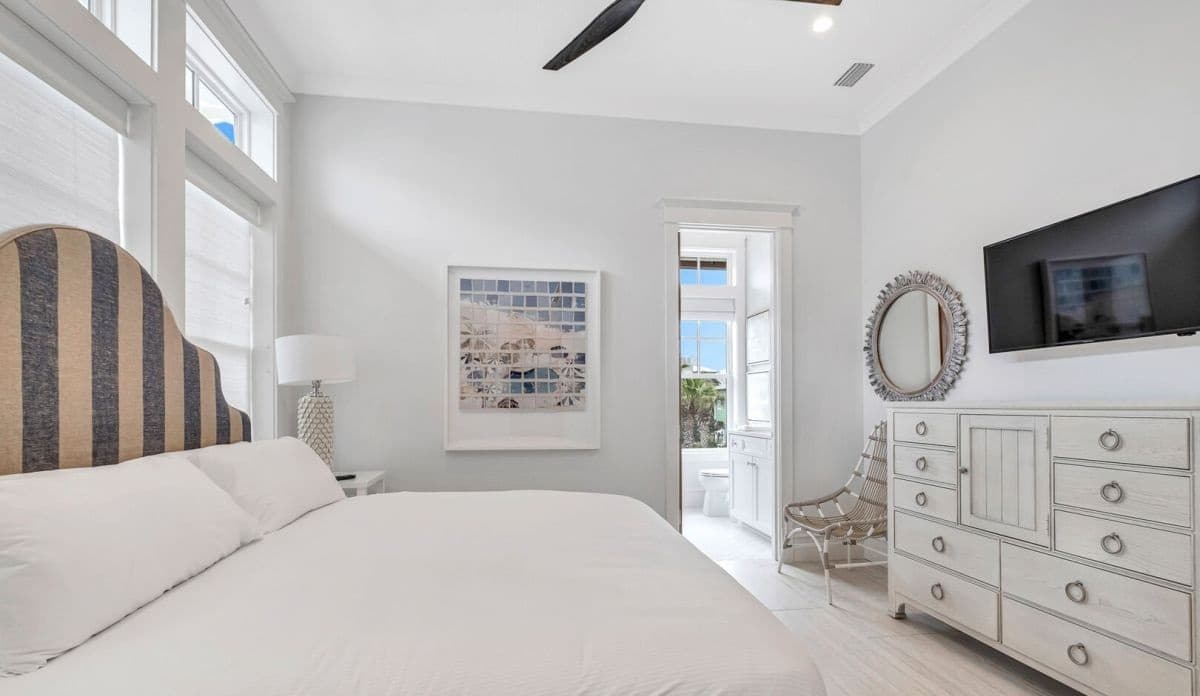 Sapphire Shores - Image 93