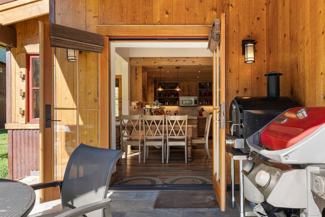 Soda Springs Ski & Lake Retreat - Image 30