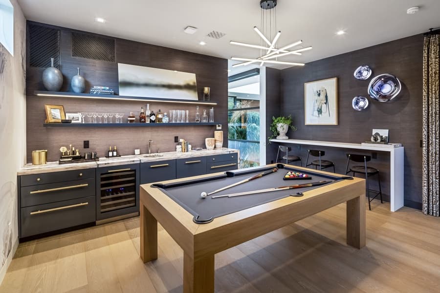 Diamond Head Grand Escape - Image 8