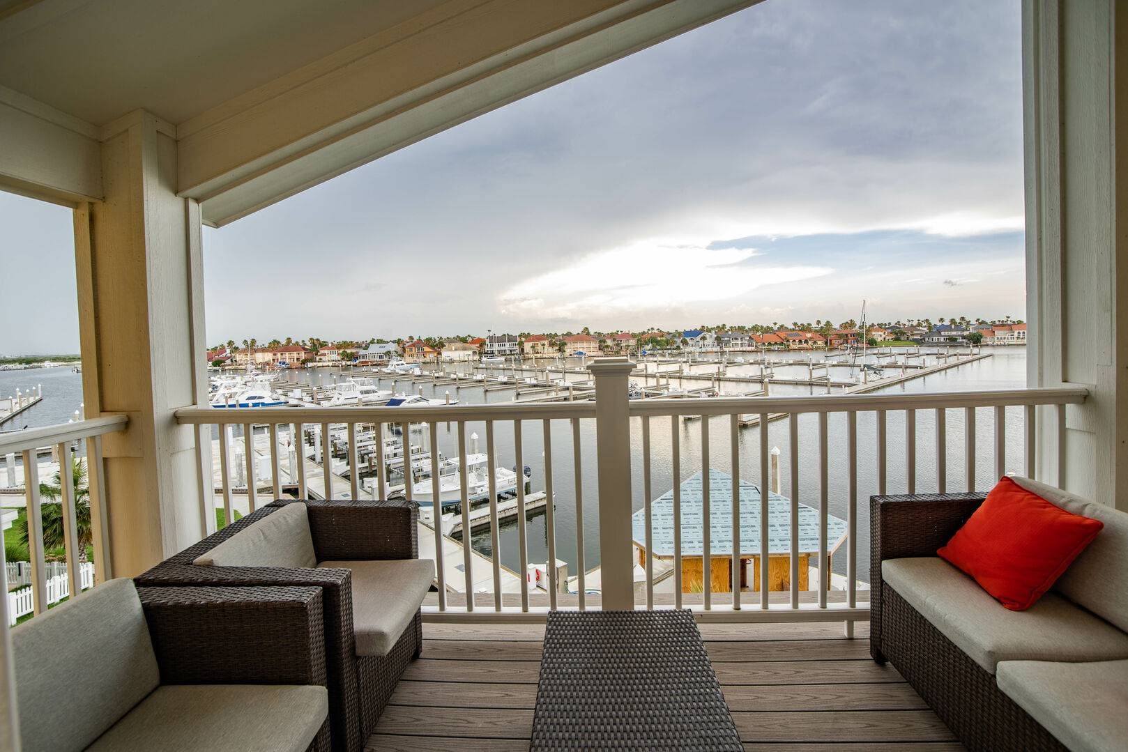 Marina Del Bell - Image 9