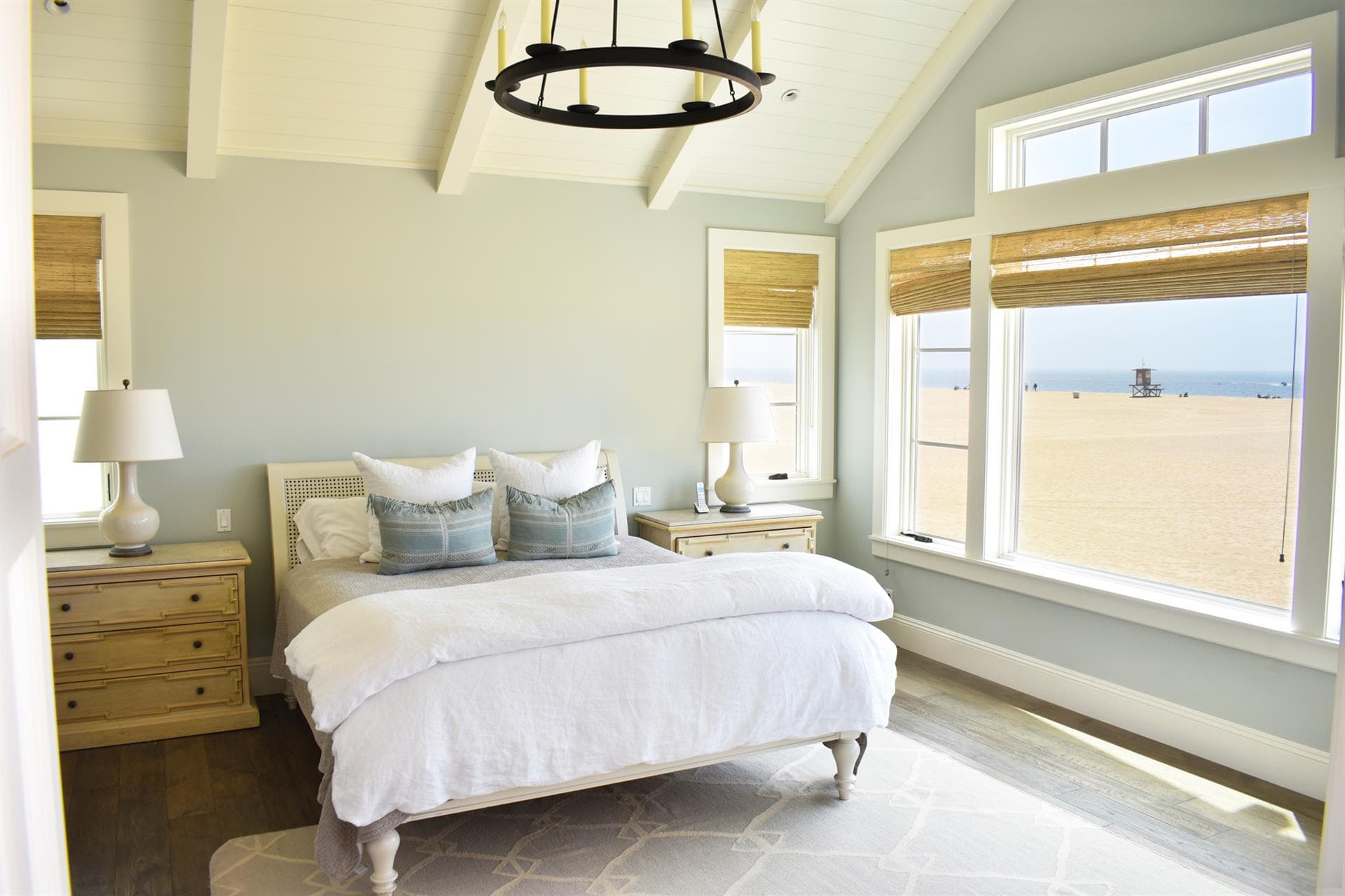 Oceanside Life - Image 16