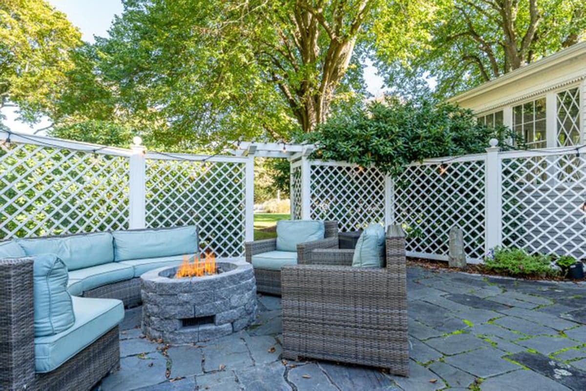 Center Of It All Estate - Image 47