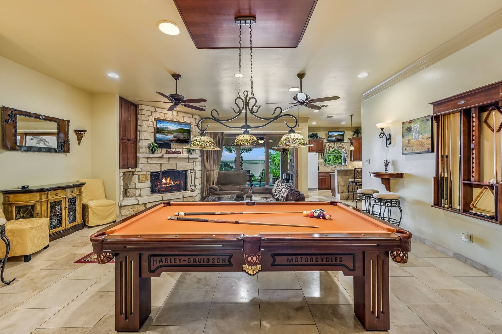 Palms on Lake Travis - Image 14