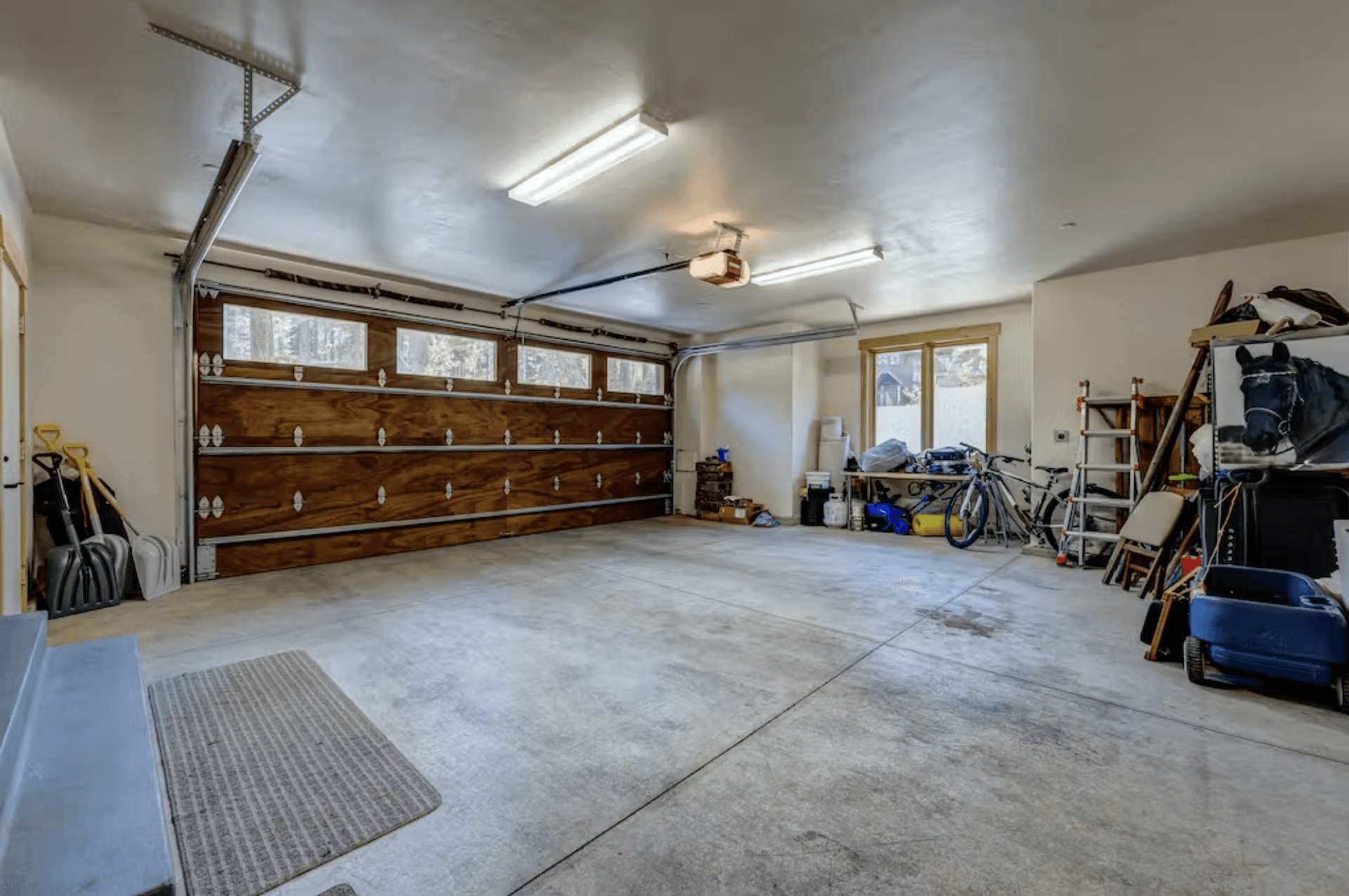 Sierra Vista House - Image 30