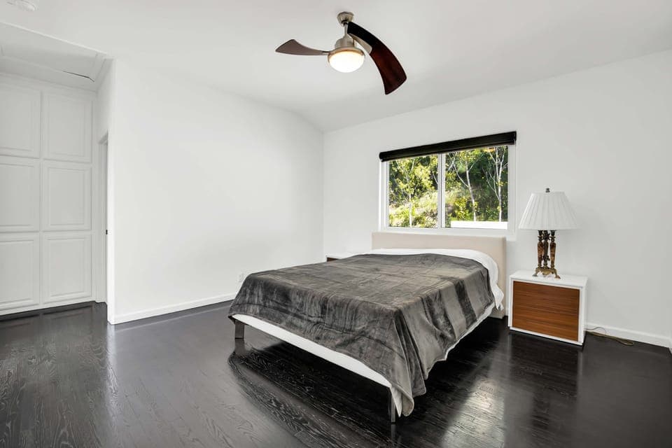 Pacific View Artist's Home - Image 26