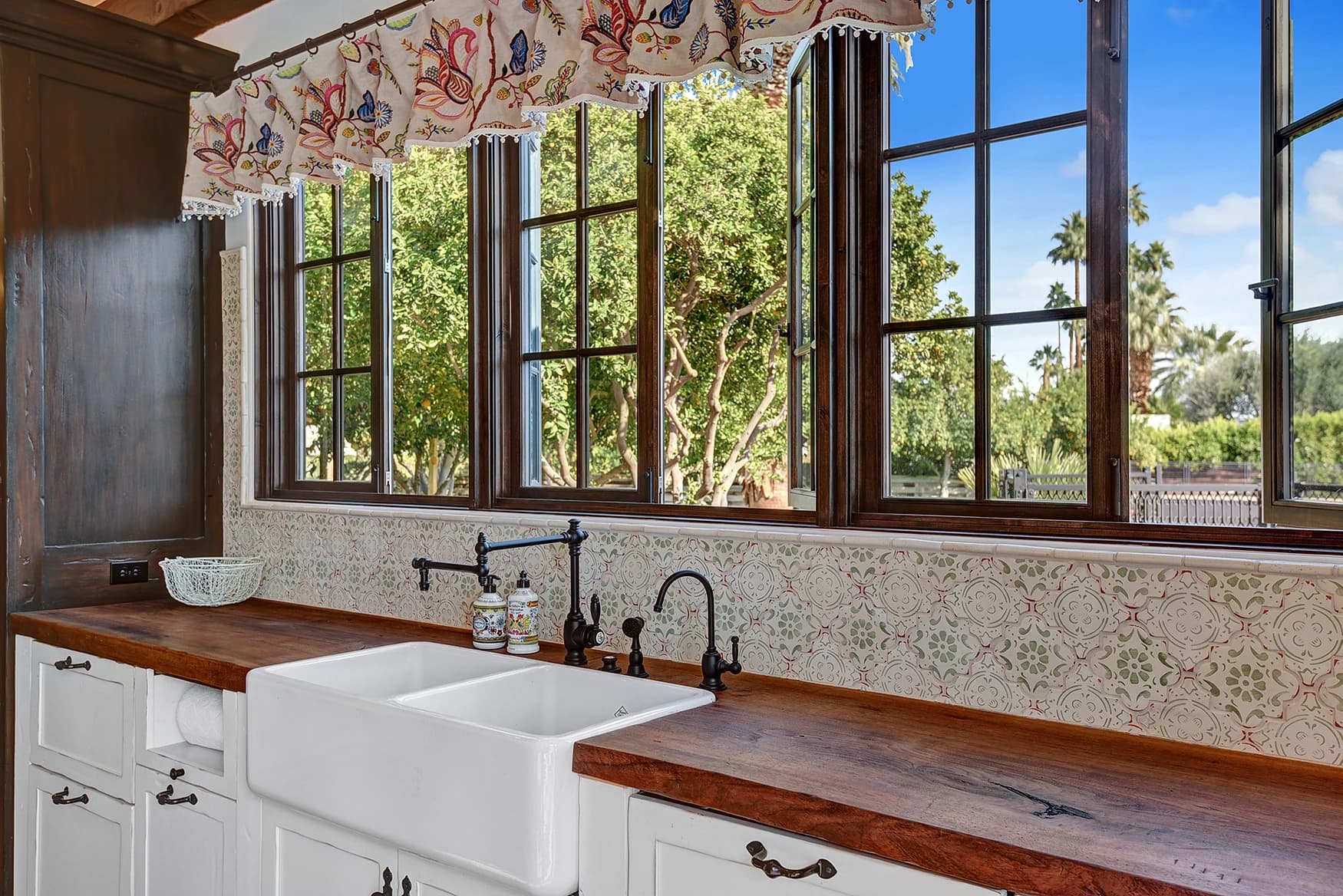 Dorado Vida Estate - Image 18