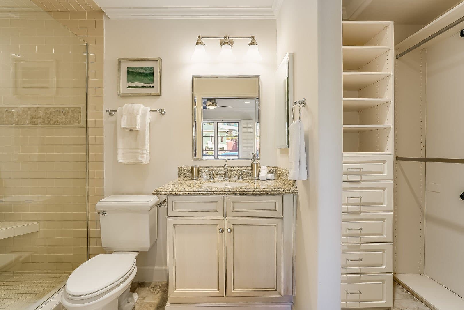 Dolphin Bluff - Image 26