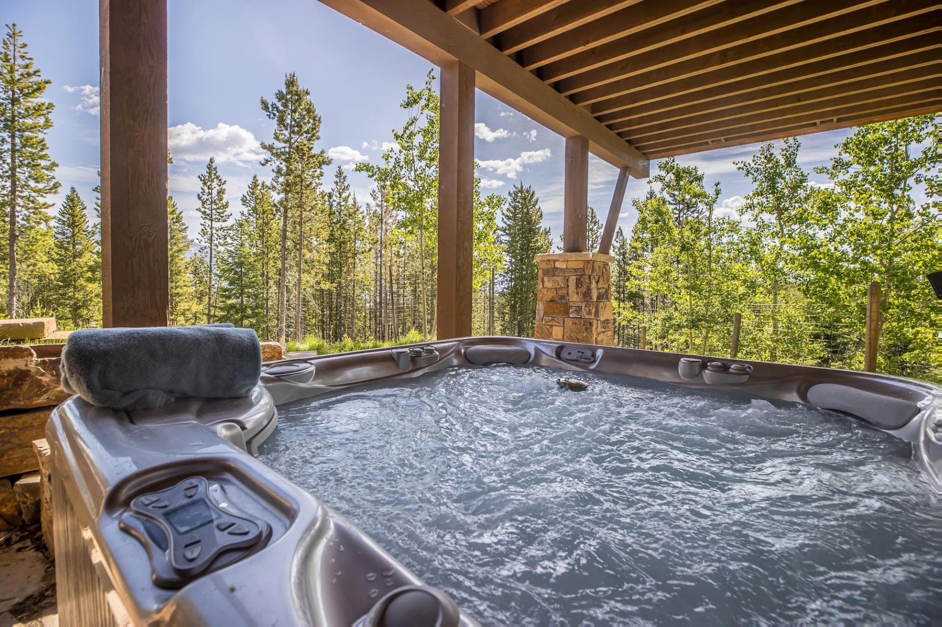 Last Best Chalet - Image 2