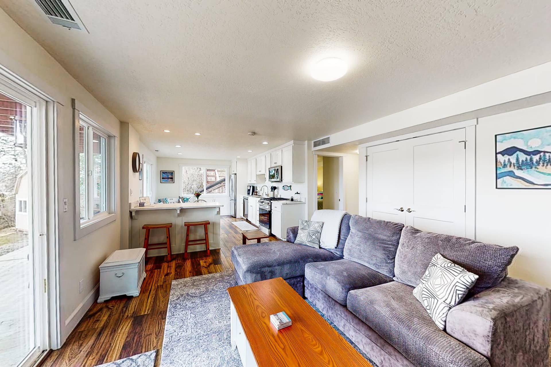 River House - Image 2