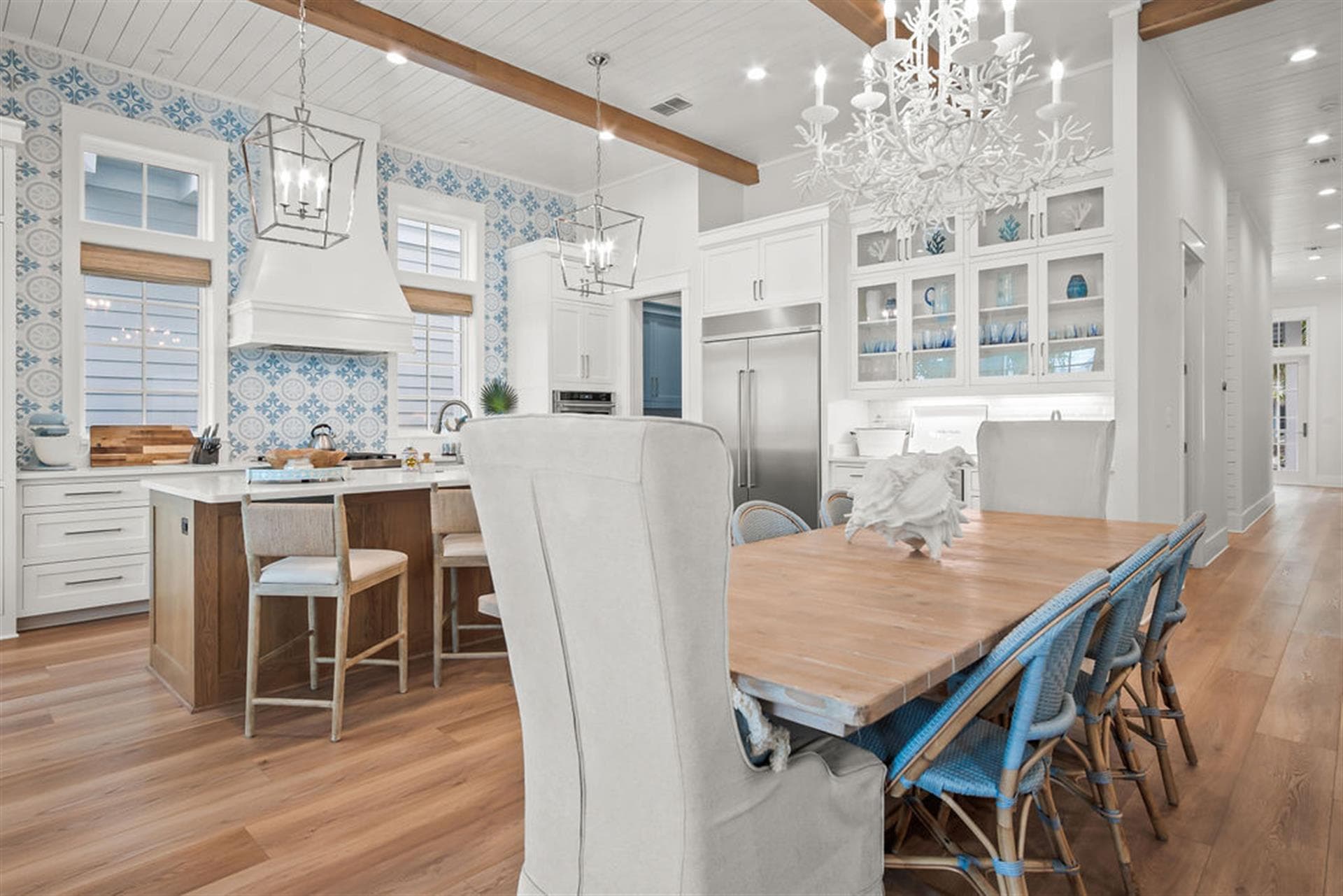 Hello Darlin' - Image 8