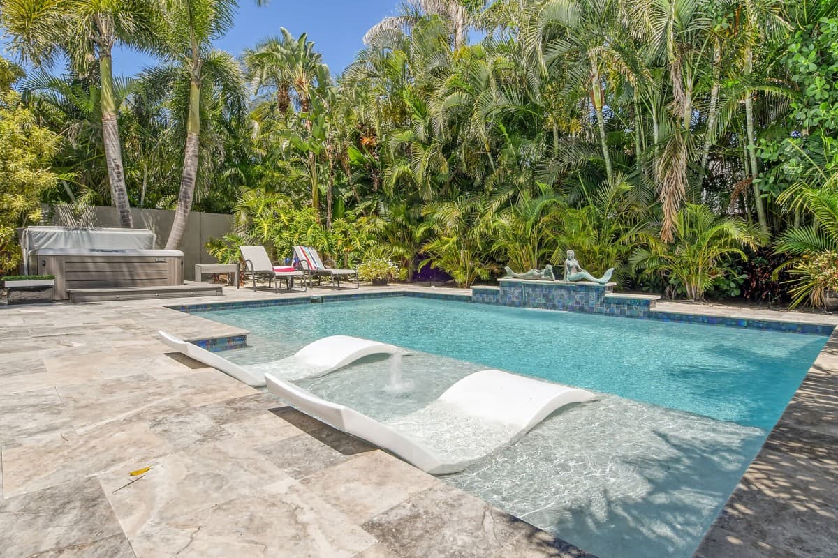 Mermaids Oasis - Image 40