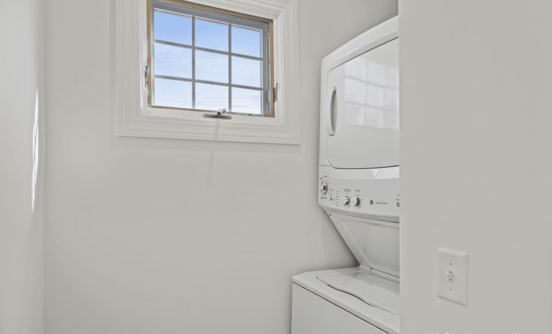 Sand Box Home - Image 19