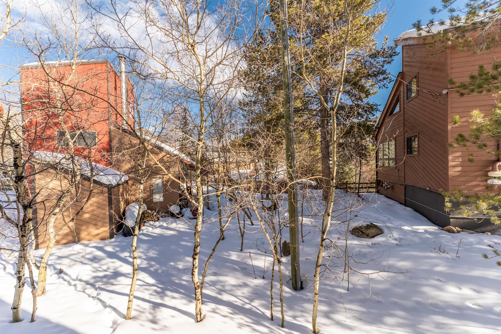 Rasor Court House - Image 24