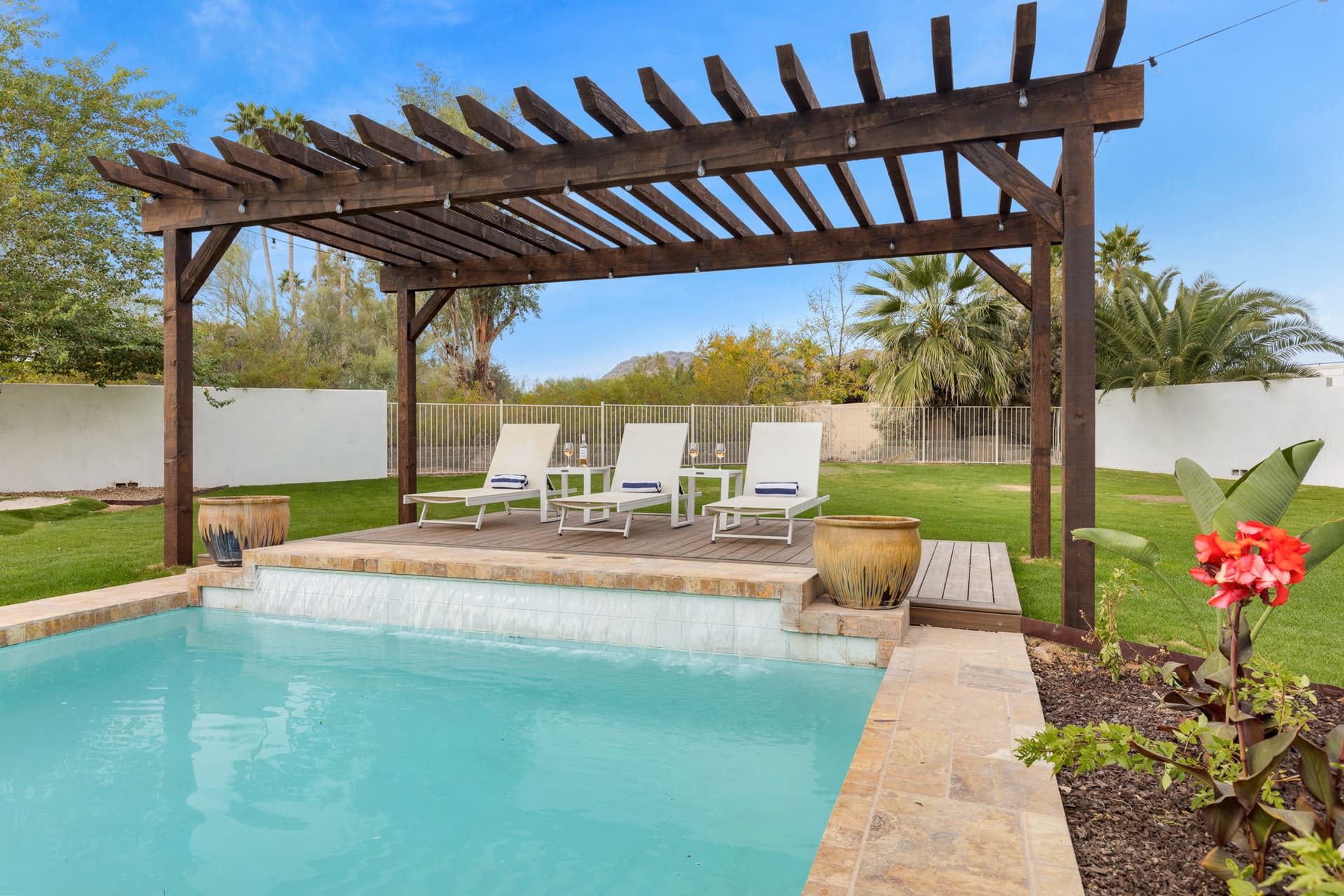 Farrier Manor - Image 2